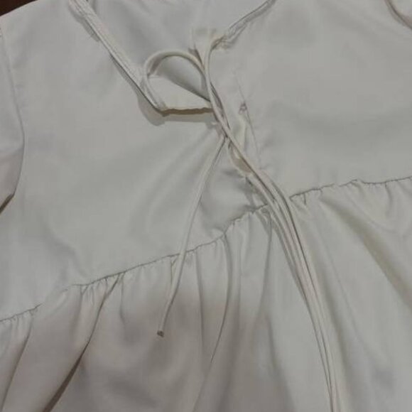 White Short Sleeve Top - Picture 2 of 3